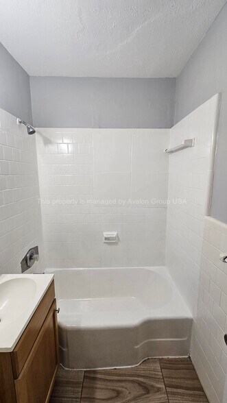 Building Photo - 912 Saratoga Blvd