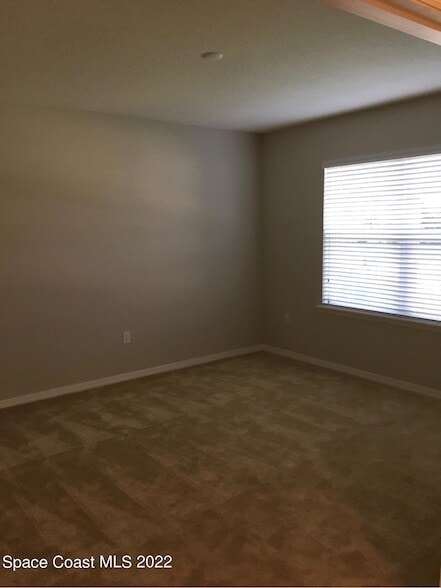 Building Photo - 967 Zambrana St SE