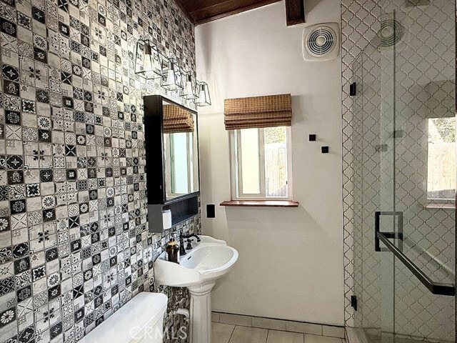 Building Photo - 5902 N Orangecrest Ave