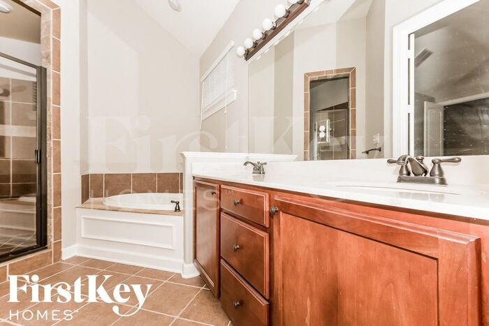 Building Photo - 4861 Stirrup Dr