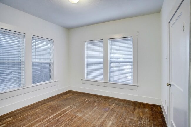 Building Photo - 1436 Dorothy St