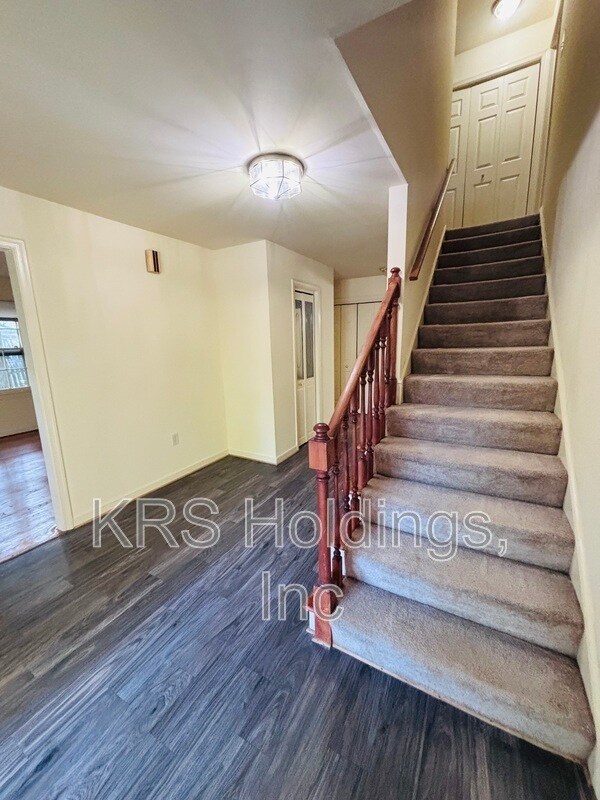 Building Photo - 12703 Mill Forest Ct