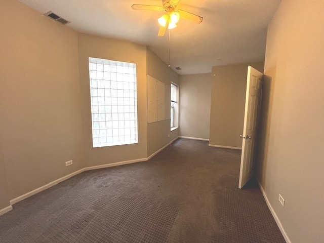Building Photo - 4457 S Oakenwald Ave