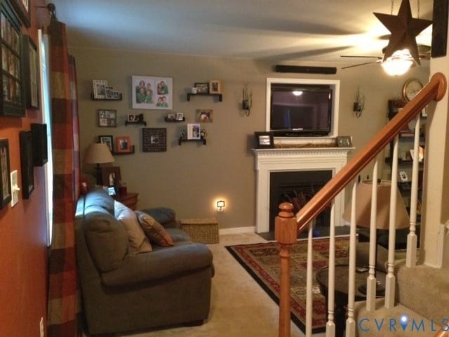 Building Photo - 1935 E Old Mountain Rd