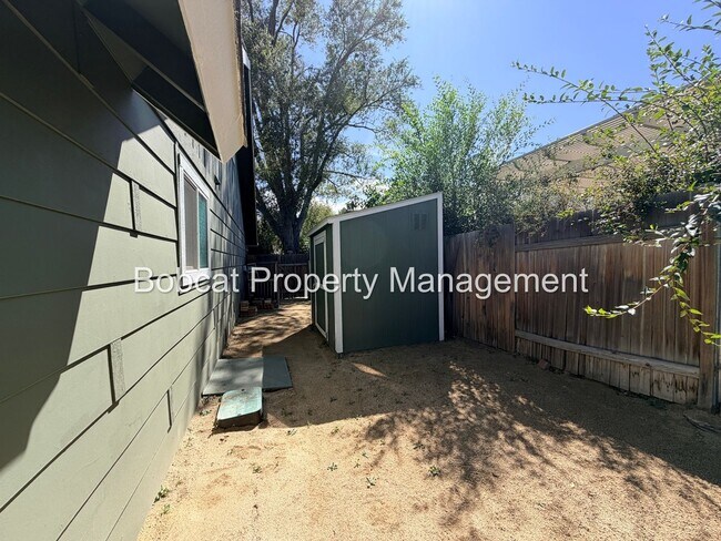 Building Photo - 700 Adaline St