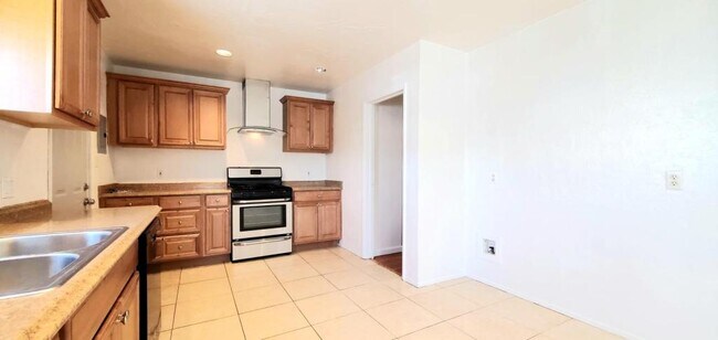 Building Photo - 8422 Wells St