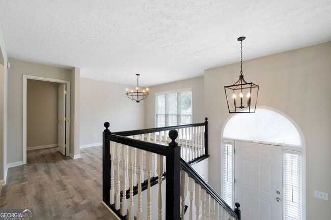 Building Photo - 33 Stevenson Point