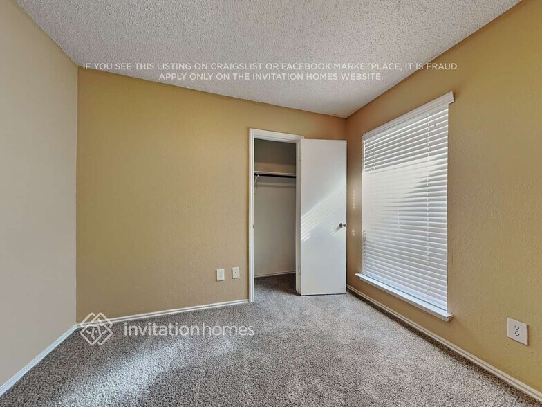 Building Photo - 2650 Fairmont Dr