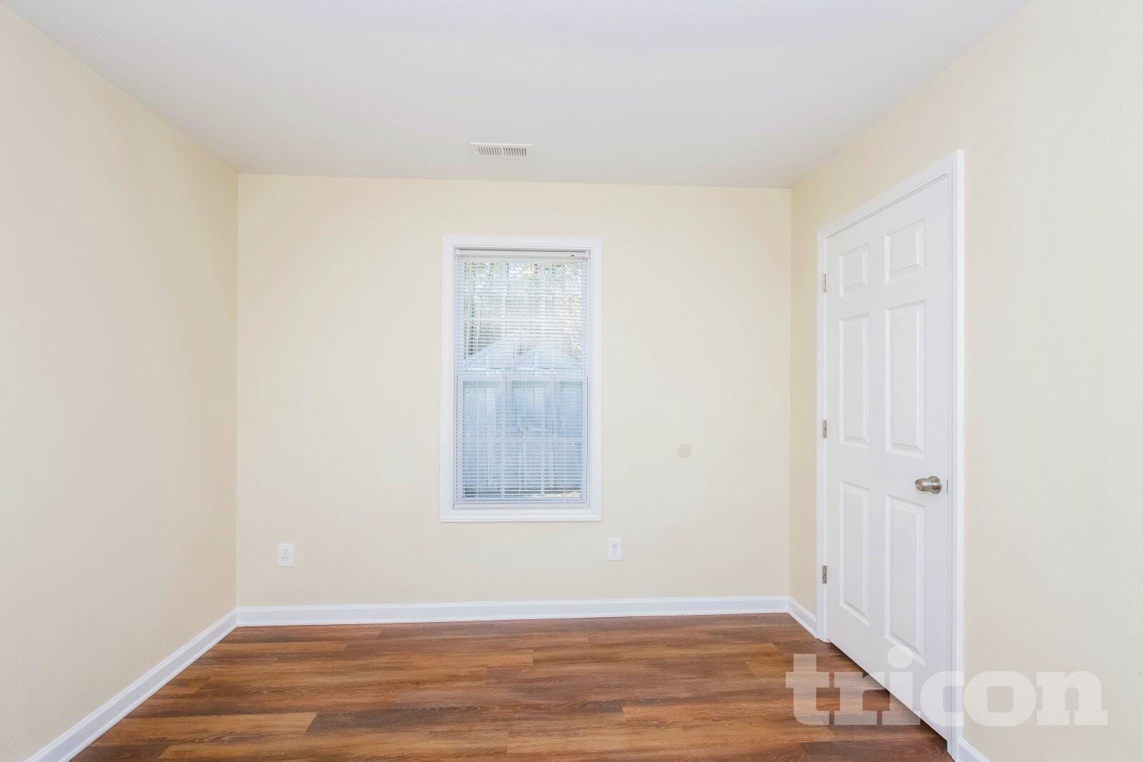Building Photo - 10437 Hugue Way
