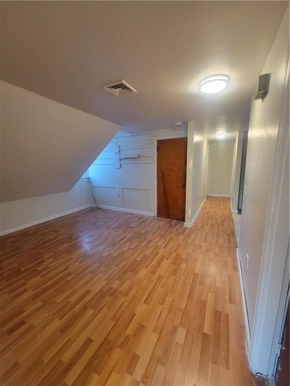 Building Photo - 23 Young St