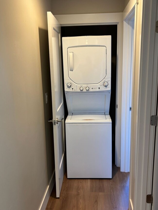 Building Photo - 63455 N Hwy 97