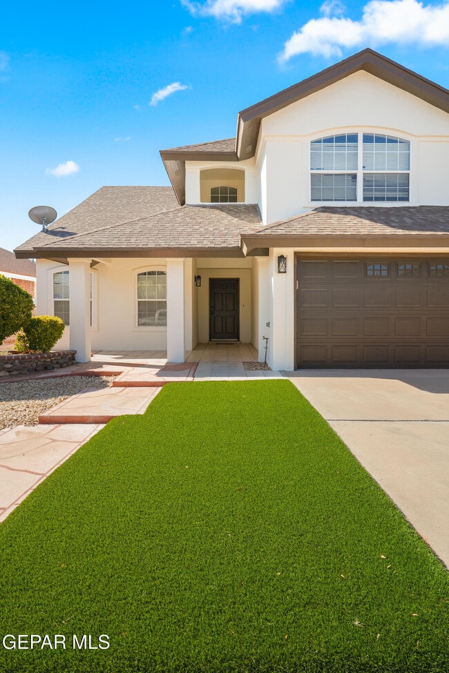 Building Photo - 12280 Red Sun Dr