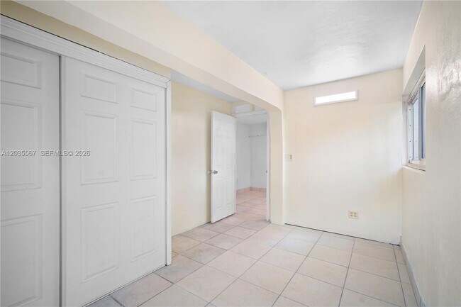 Building Photo - 2270 NE 135th Terrace