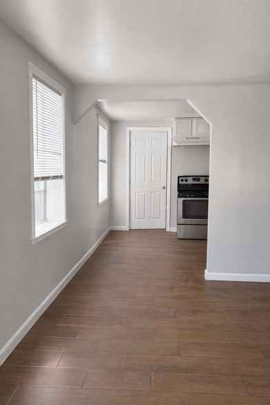 Building Photo - 1901 40th St