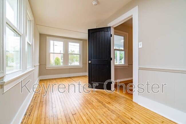 Building Photo - 3502 Oaklawn Blvd