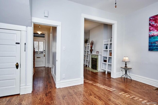 Dining room or additional Living Room - 918 E 16th Ave