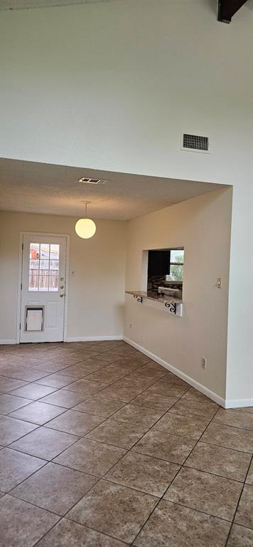 Building Photo - 5409 Duval St