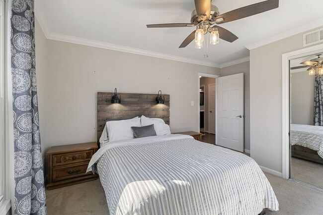 Building Photo - 3100 Franklin St