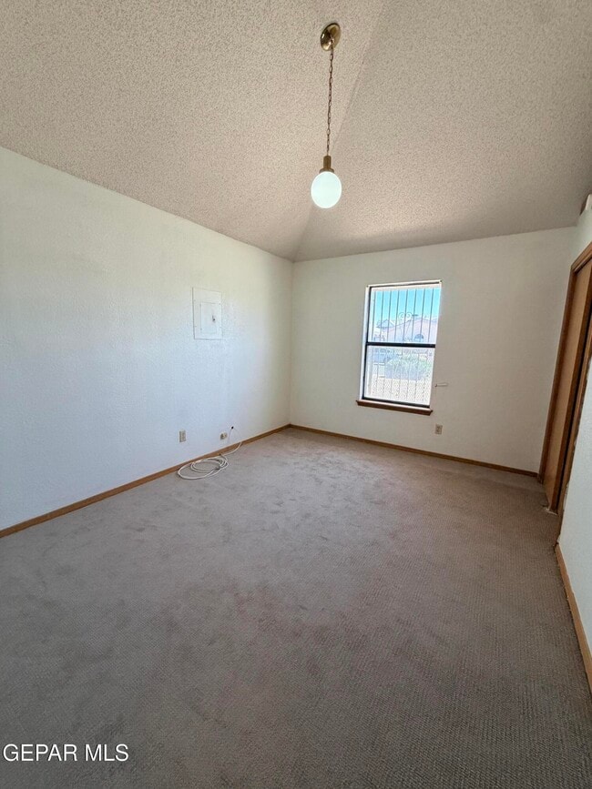 Building Photo - 3217 Red Sails Dr