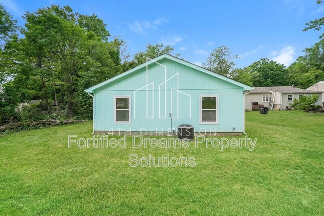 Building Photo - 4007 May St