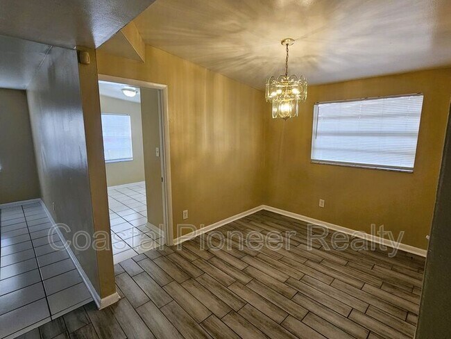 Building Photo - 4431 Atwater Dr