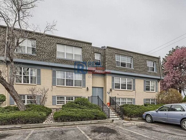 Primary Photo - 9110 E Girard Ave