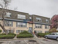 Building Photo - 9110 E Girard Ave