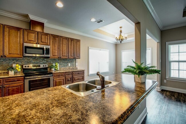 Building Photo - 2475 Tippecanoe Ridge