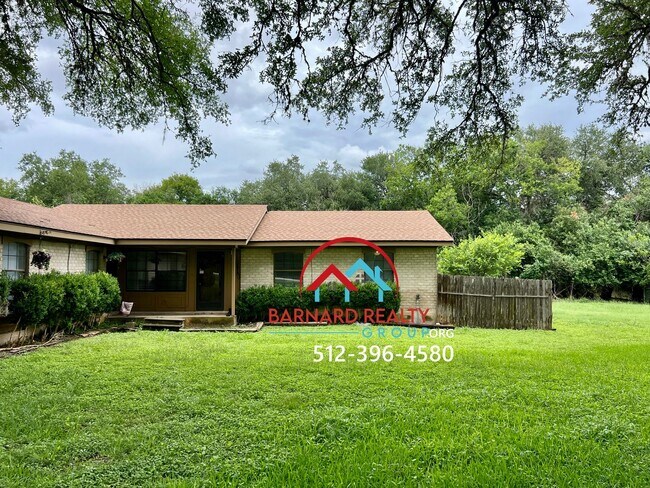 Primary Photo - 110 Whitetail Dr