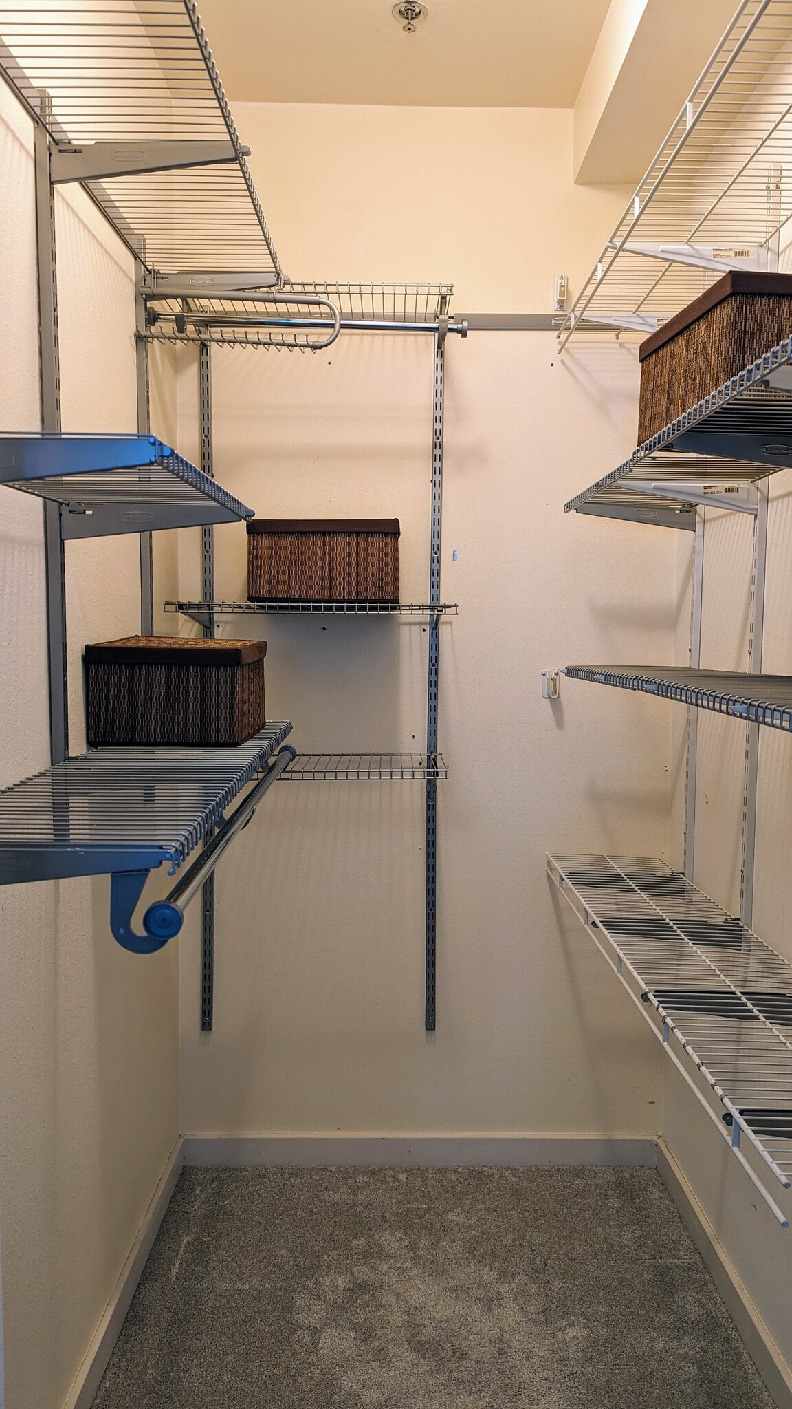 Primary Walk In Closet - 701 Galer St