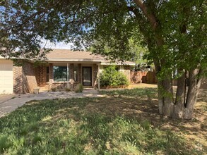 Building Photo - Beautiful Home in Southwest Lubbock