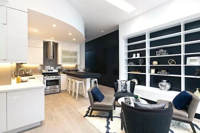 Building Photo - 2874 Harrison-A