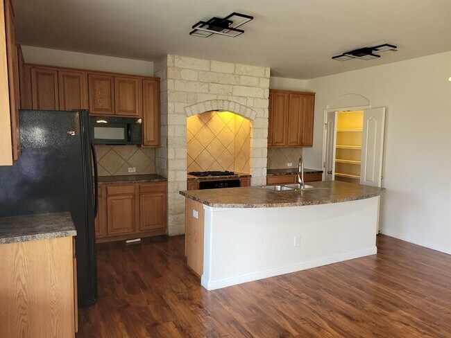 Building Photo - 11100 Silo Valley Dr