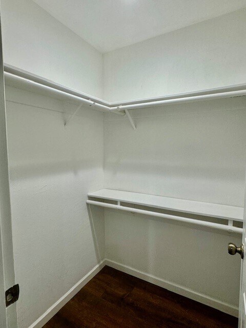 Building Photo - 1530 Sunnyvale Ave