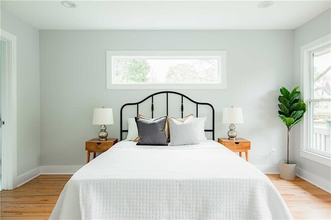 Building Photo - 259 Mellrich Ave NE