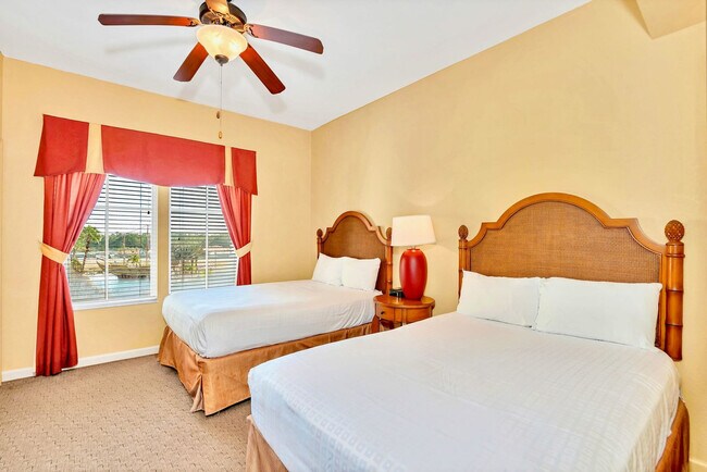 Building Photo - 8113 Resort Village Dr