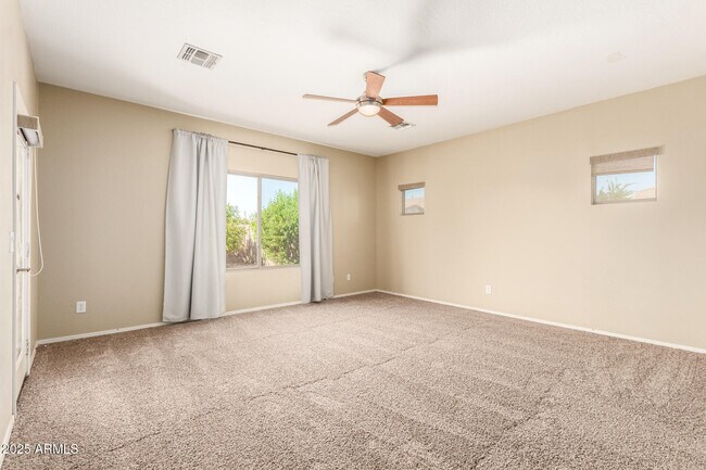 Building Photo - 2806 E Trigger Way