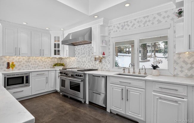 Building Photo - 11 Juneau Blvd