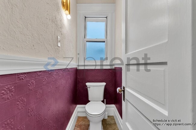 Building Photo - 161 Capp St