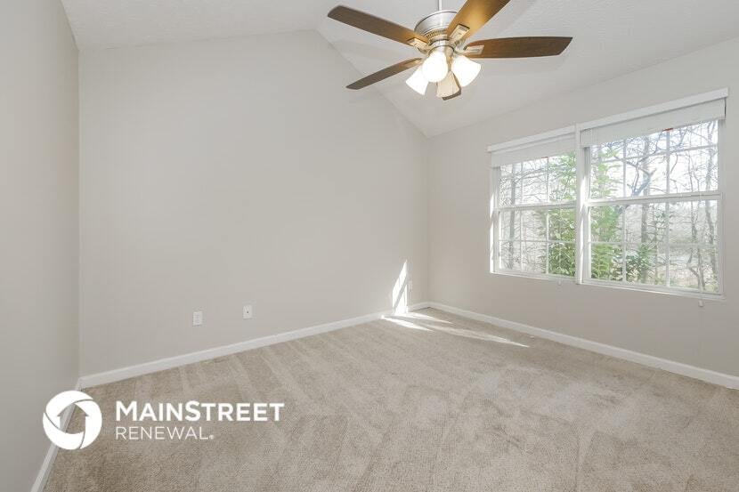 Building Photo - 9602 Sleepy Hollow Ln