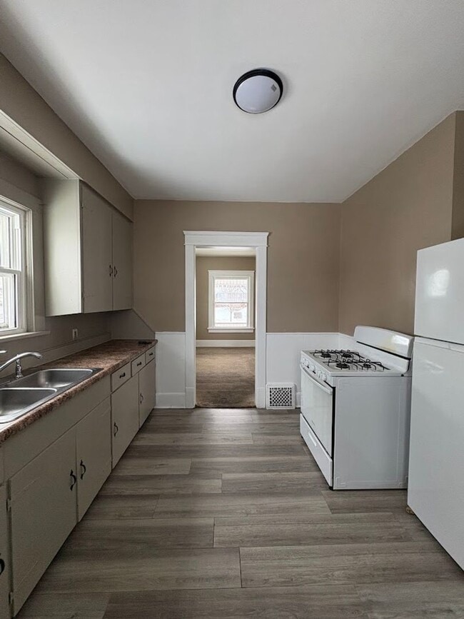 Building Photo - 907 Maryland Ave SW