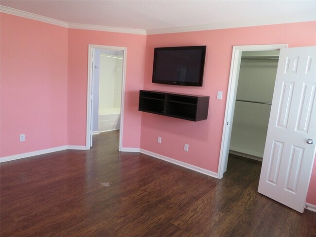 Building Photo - 3834 Granite Springs Ln