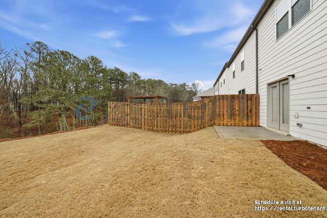 Building Photo - 2438 Bayberry St