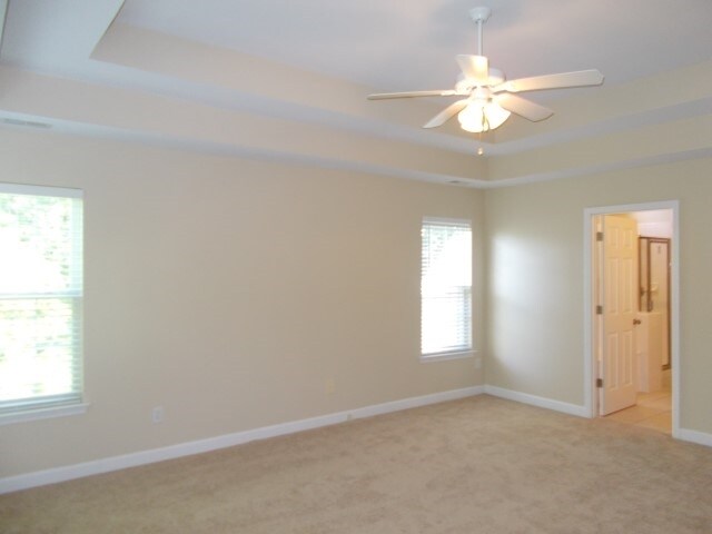 Building Photo - 5028 Shadow Pine Drive