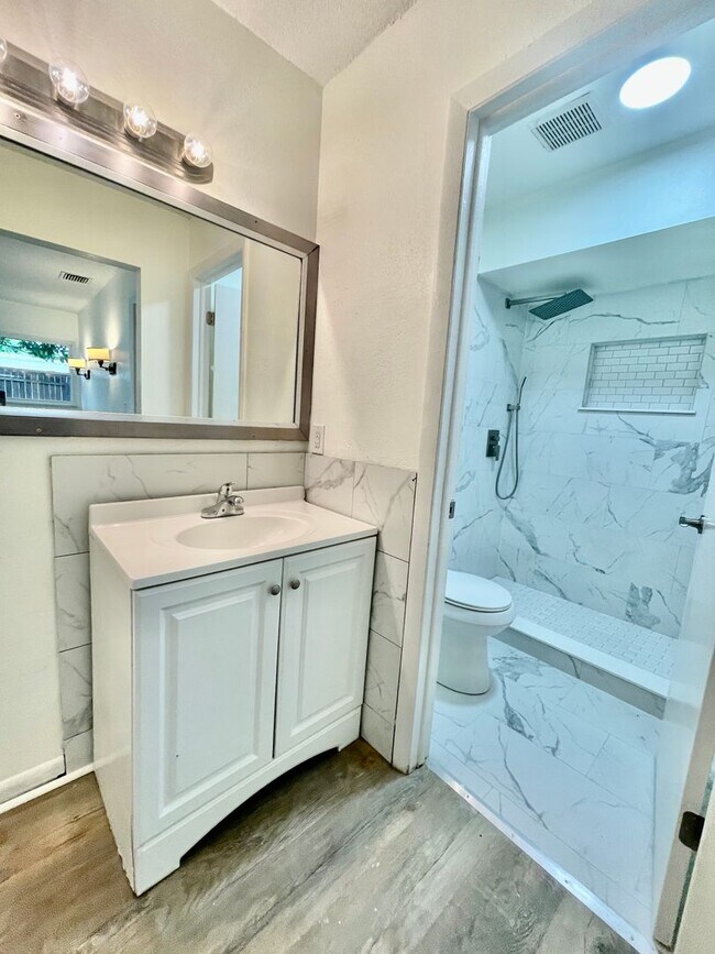 Building Photo - Cozy 2 bed 2 bath in Winter Park