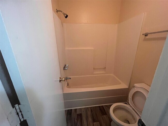 Building Photo - 10906 Orchard Springs Dr