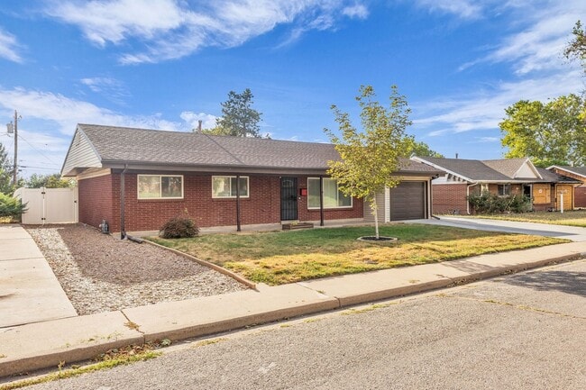 Building Photo - Beautiful 3 Bedroom Rambler Near Hill AFB with RV Parking