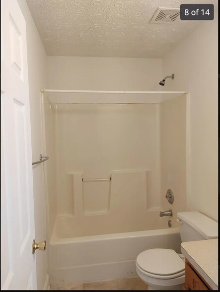 Building Photo - 203 Westchester Cir