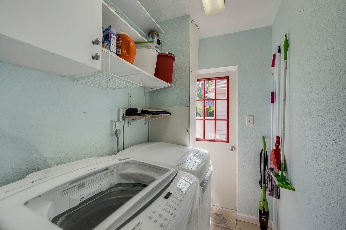 Building Photo - 426 Eagles Nest Ln