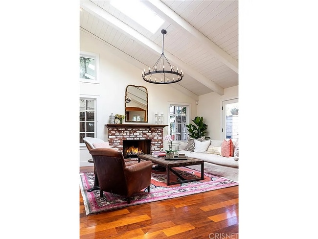 Building Photo - 12807 Milbank St